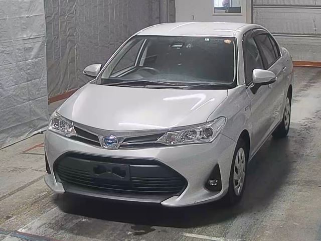 3024 Toyota Corolla axio NKE165 2018 г. (HERO)